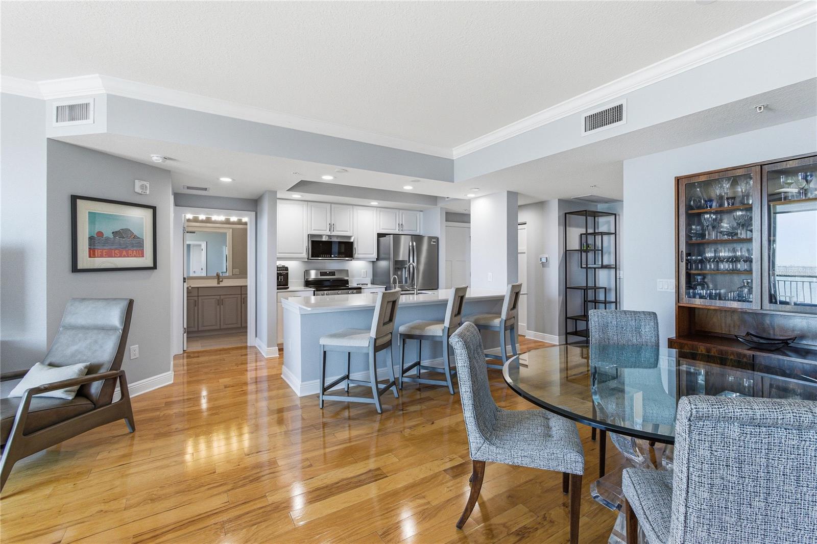 Image 15 of 60 For 800 Tamiami Trail 1203