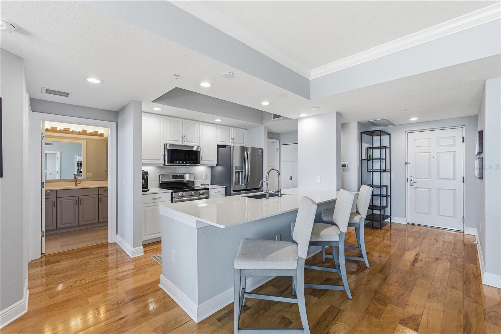 Image 16 of 60 For 800 Tamiami Trail 1203