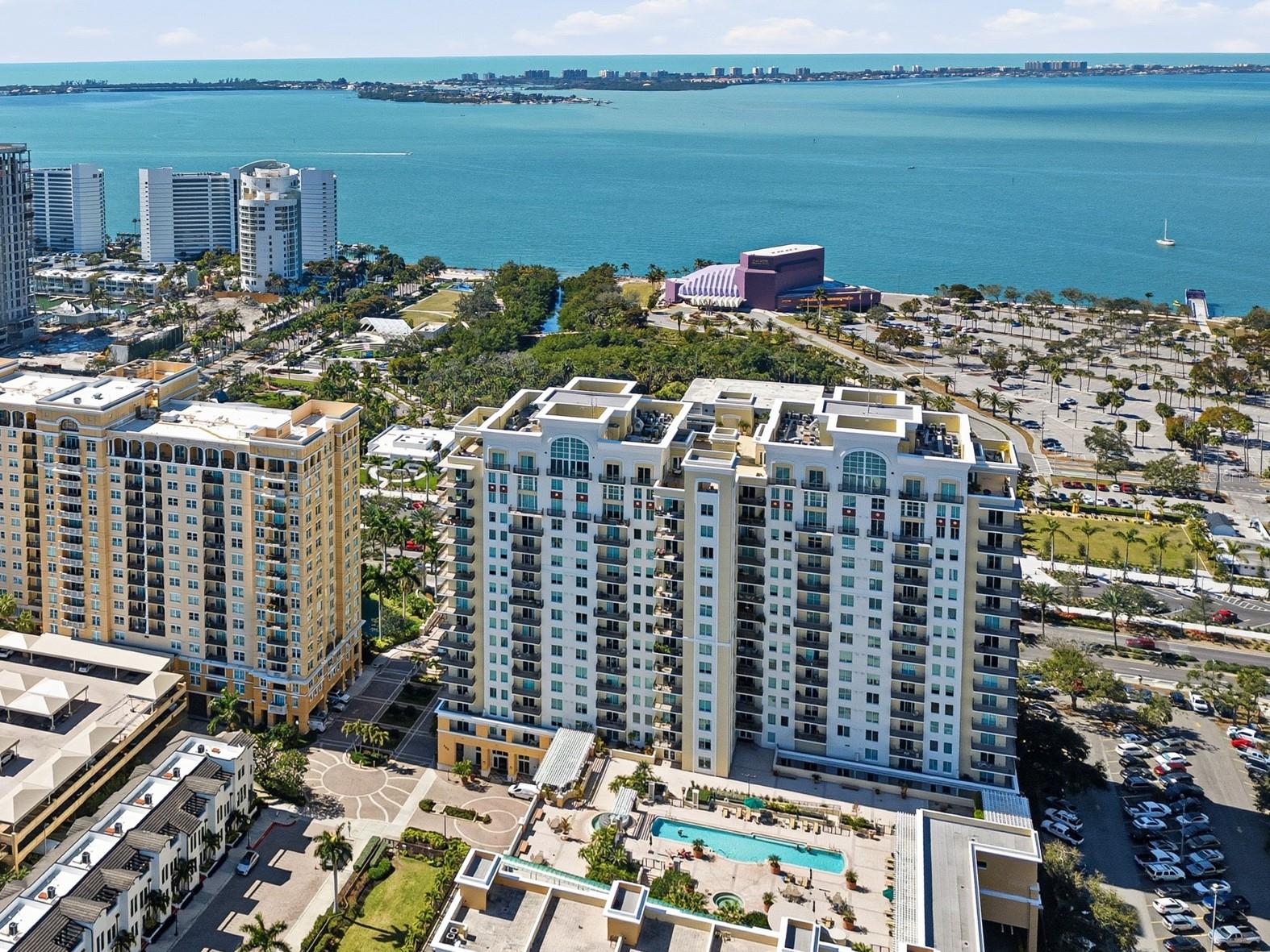 Image 2 of 60 For 800 Tamiami Trail 1203