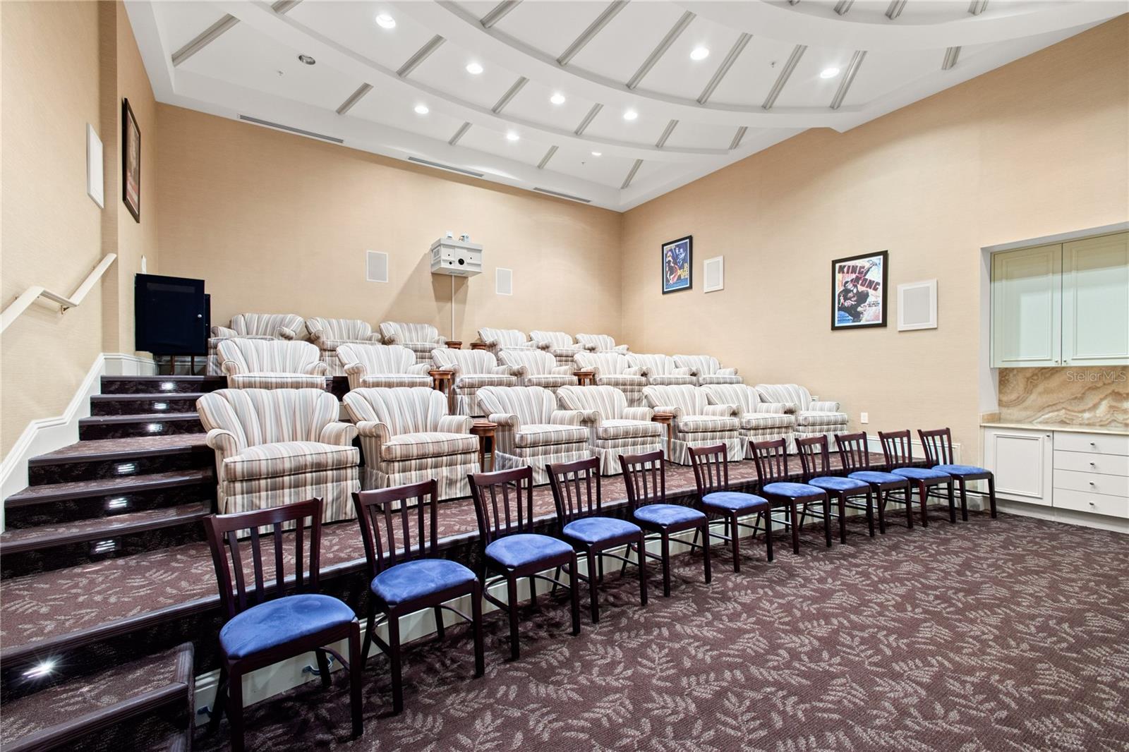 Image 46 of 60 For 800 Tamiami Trail 1203