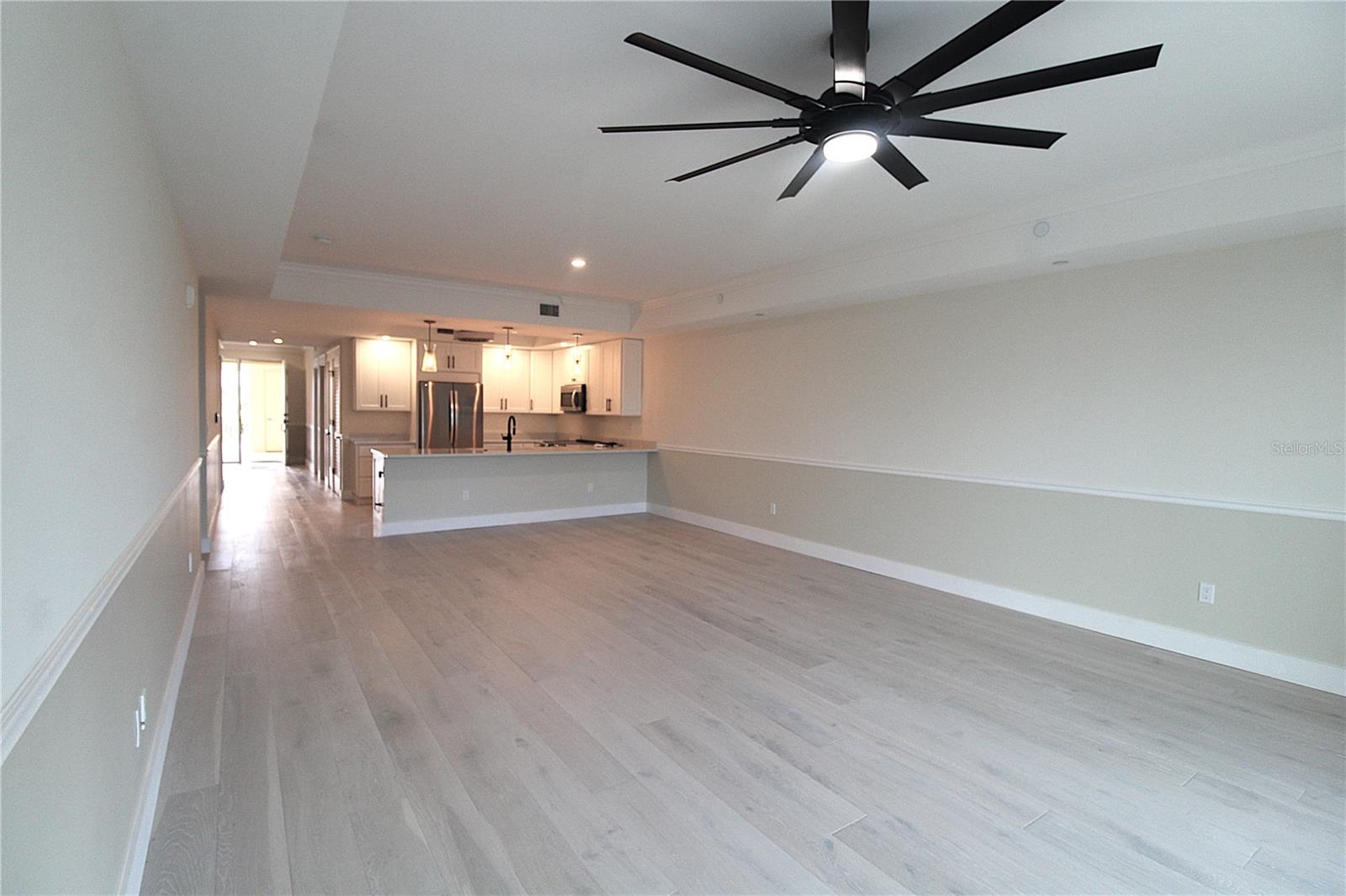 Image 7 of 32 For 280 Hidden Bay Drive 202