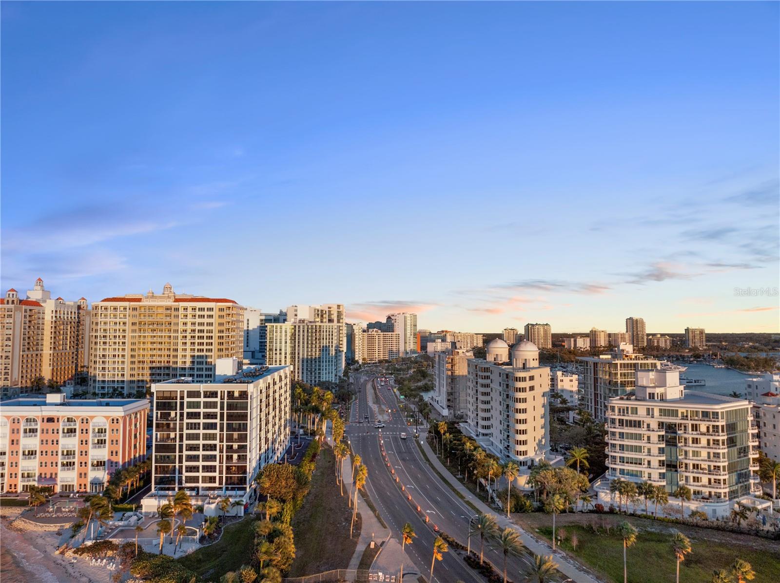 Listing photo id 48 for 101 Sunset Drive 402