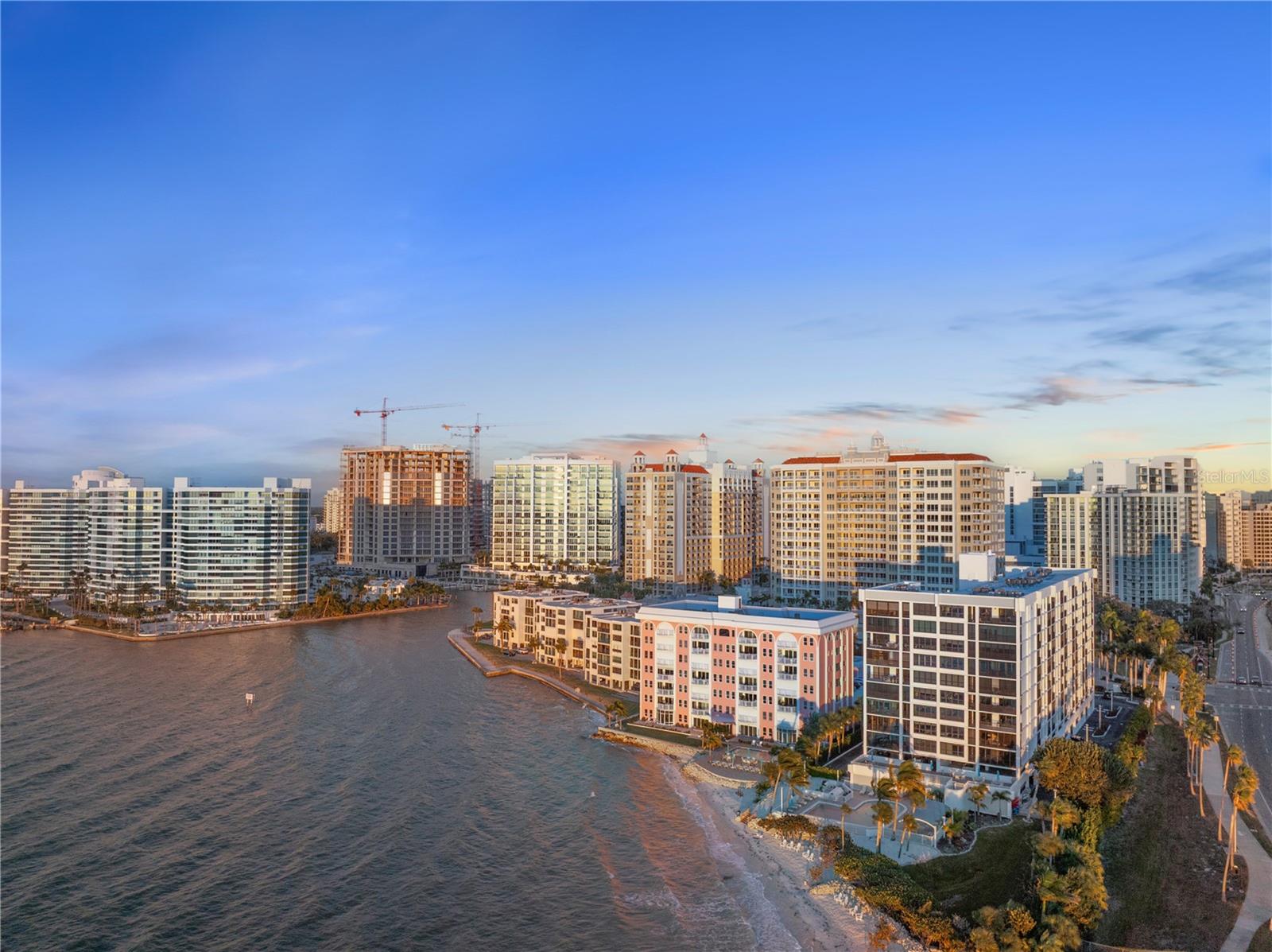 Listing photo id 49 for 101 Sunset Drive 402