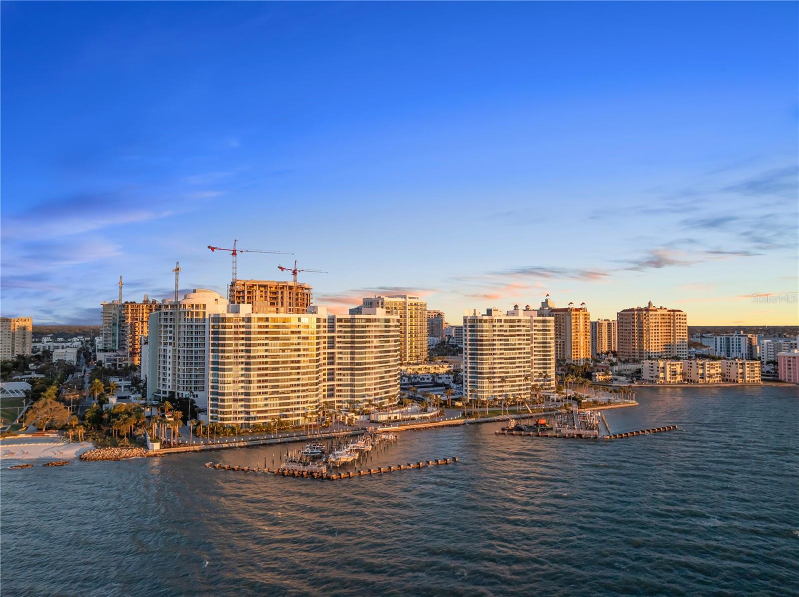 Listing photo id 51 for 101 Sunset Drive 402