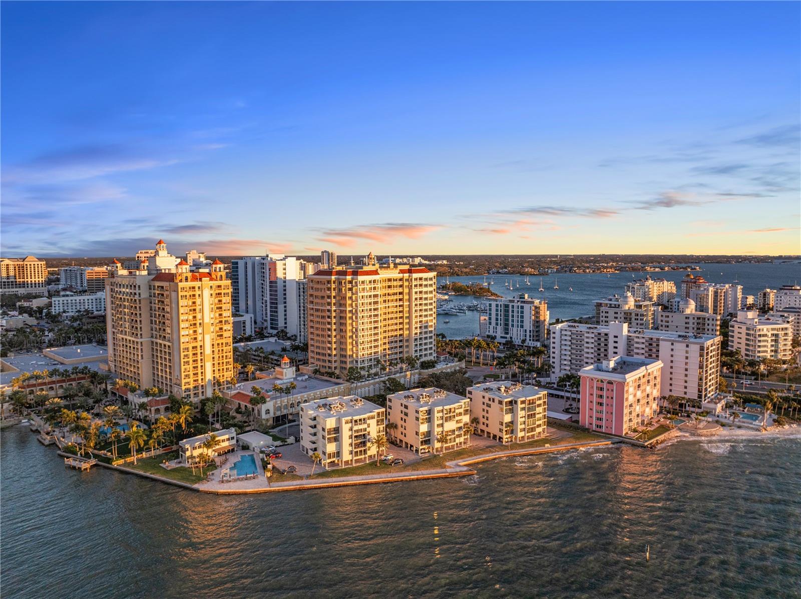 Listing photo id 55 for 101 Sunset Drive 402