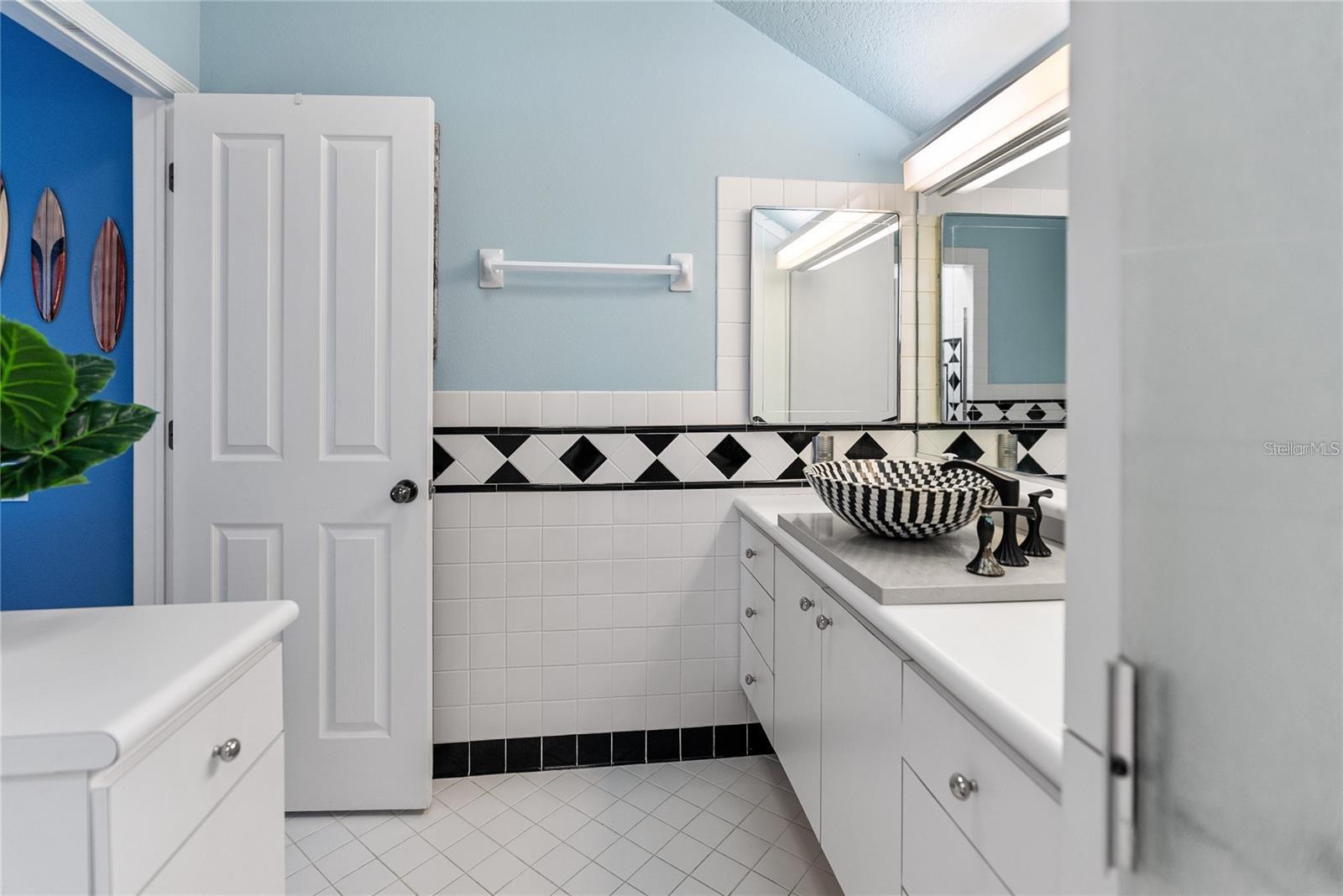 Image 24 of 33 For 861 Nectar Road