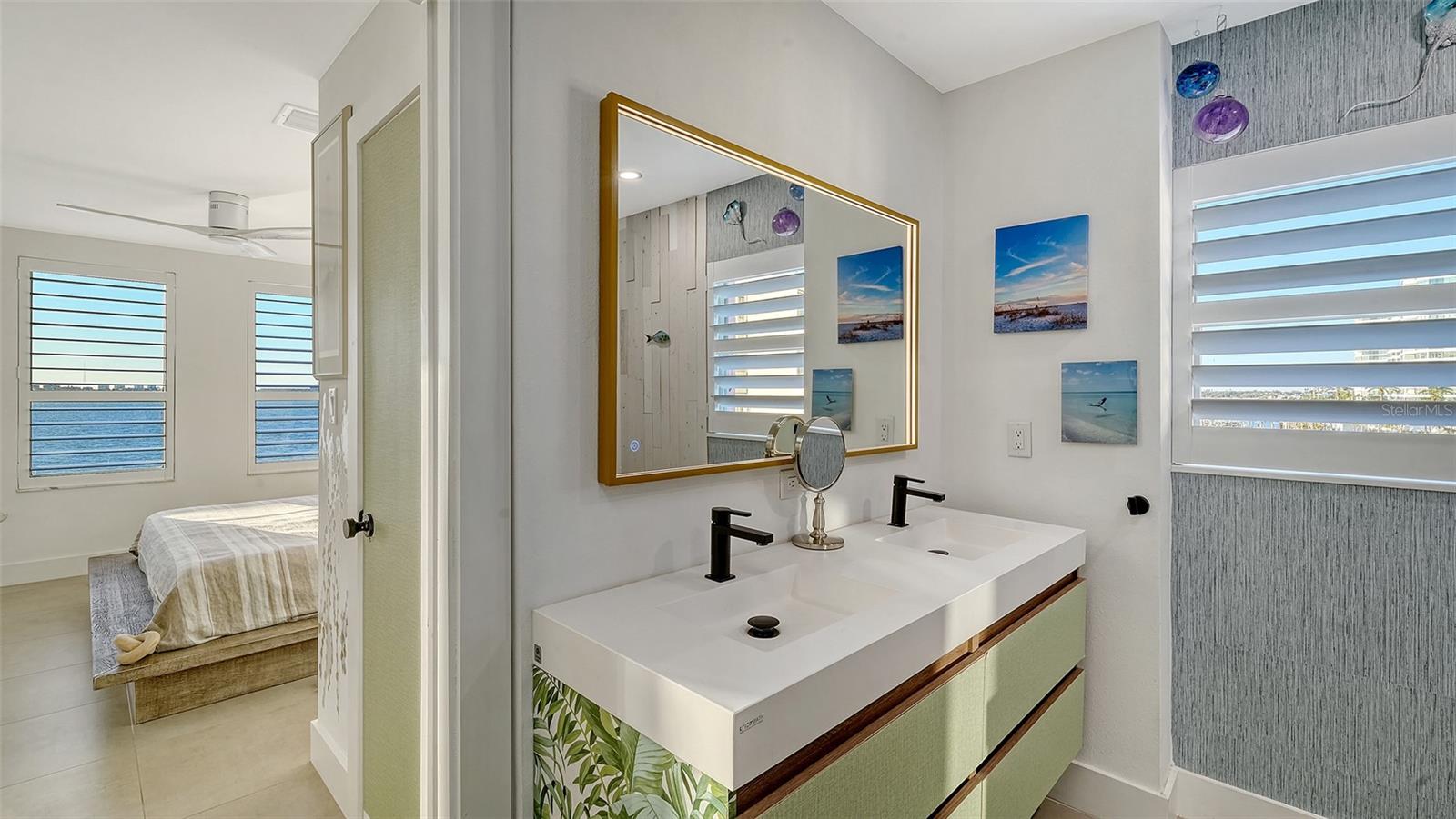 Listing photo id 19 for 37 Sunset Drive 44