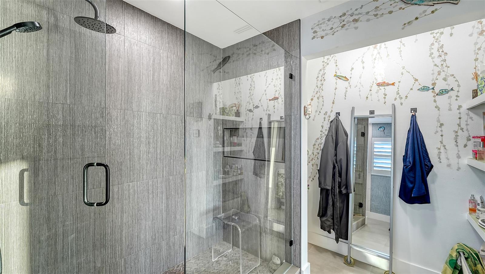 Listing photo id 21 for 37 Sunset Drive 44