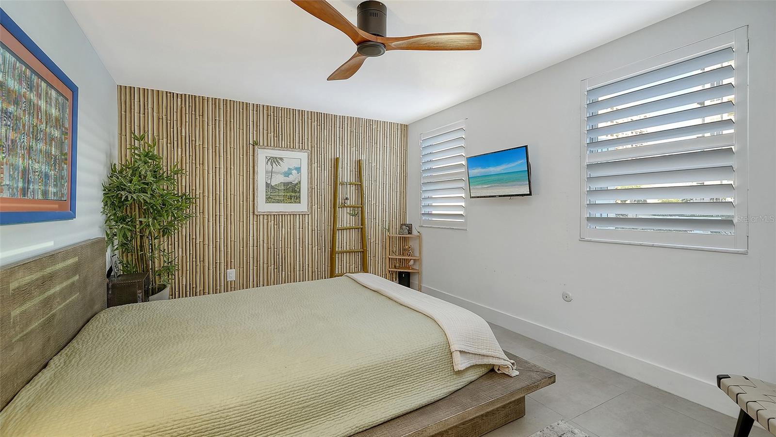 Listing photo id 22 for 37 Sunset Drive 44