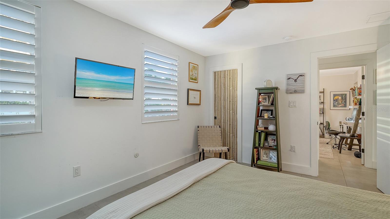 Listing photo id 23 for 37 Sunset Drive 44