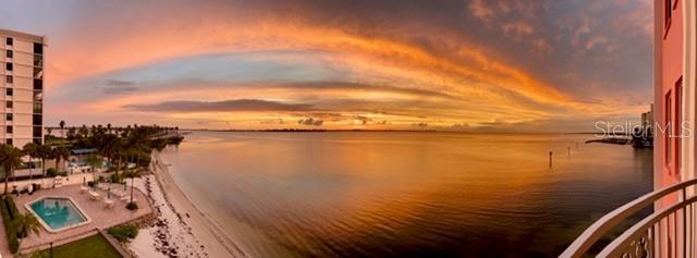 Listing photo id 36 for 37 Sunset Drive 44