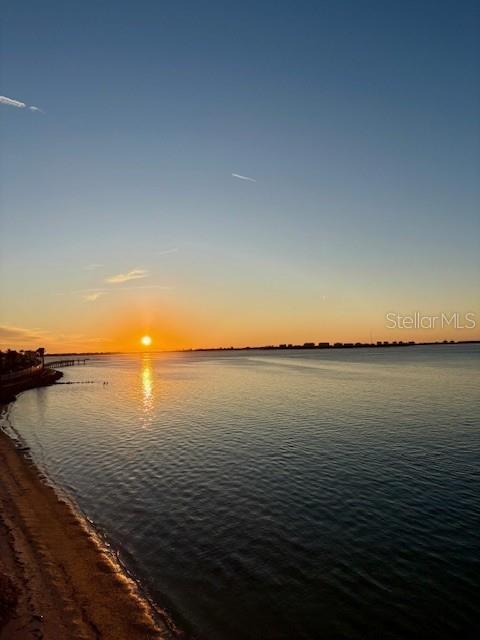 Listing photo id 37 for 37 Sunset Drive 44