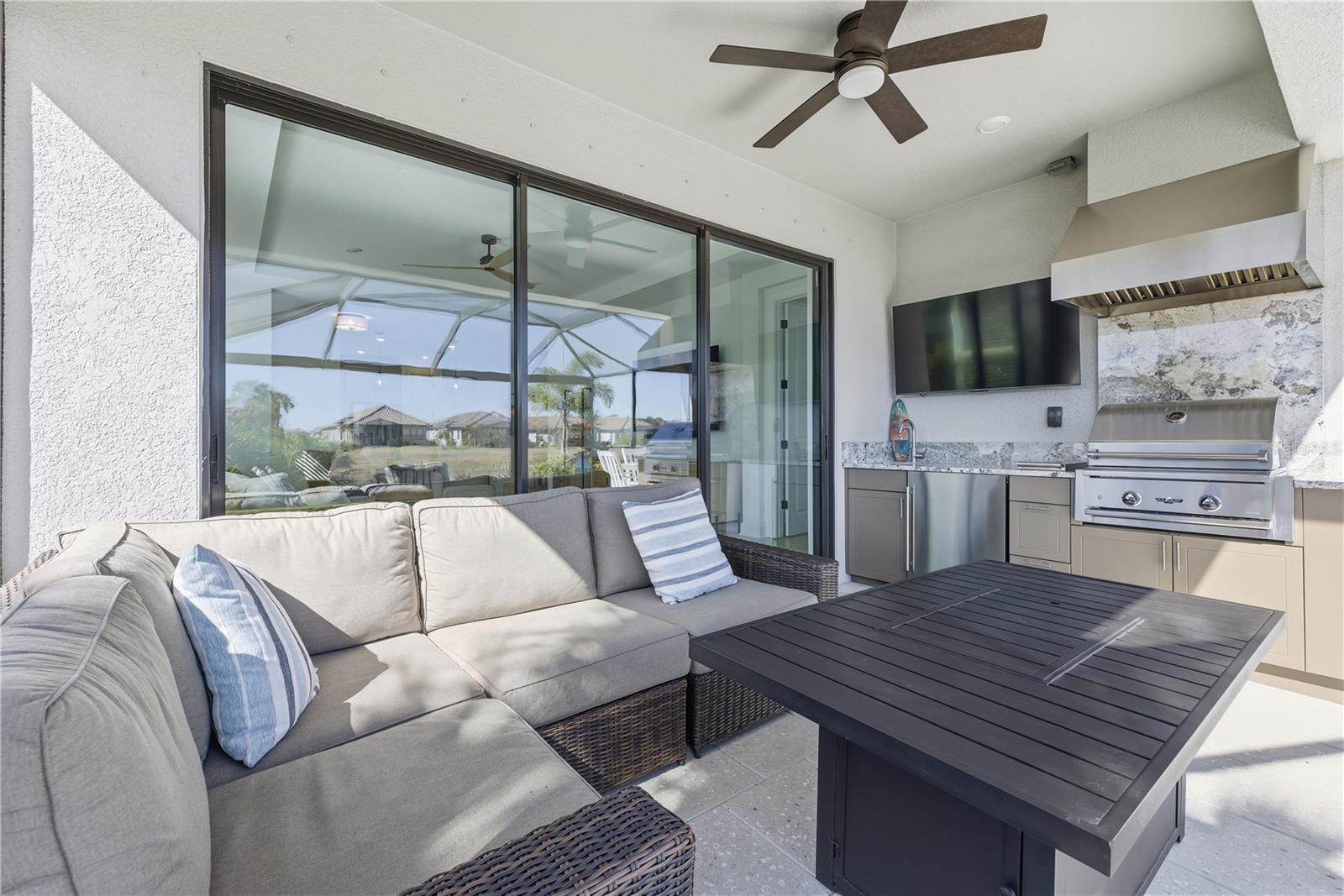 Image 22 of 100 For 3121 Tramonto Court