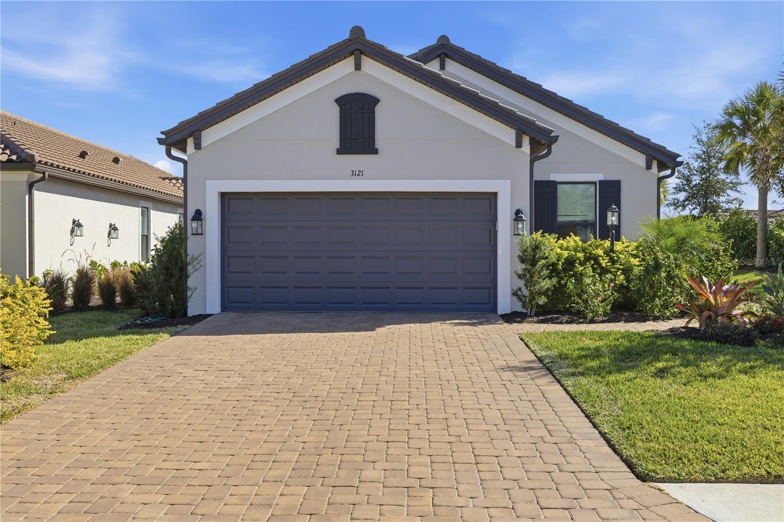 Image 3 of 100 For 3121 Tramonto Court