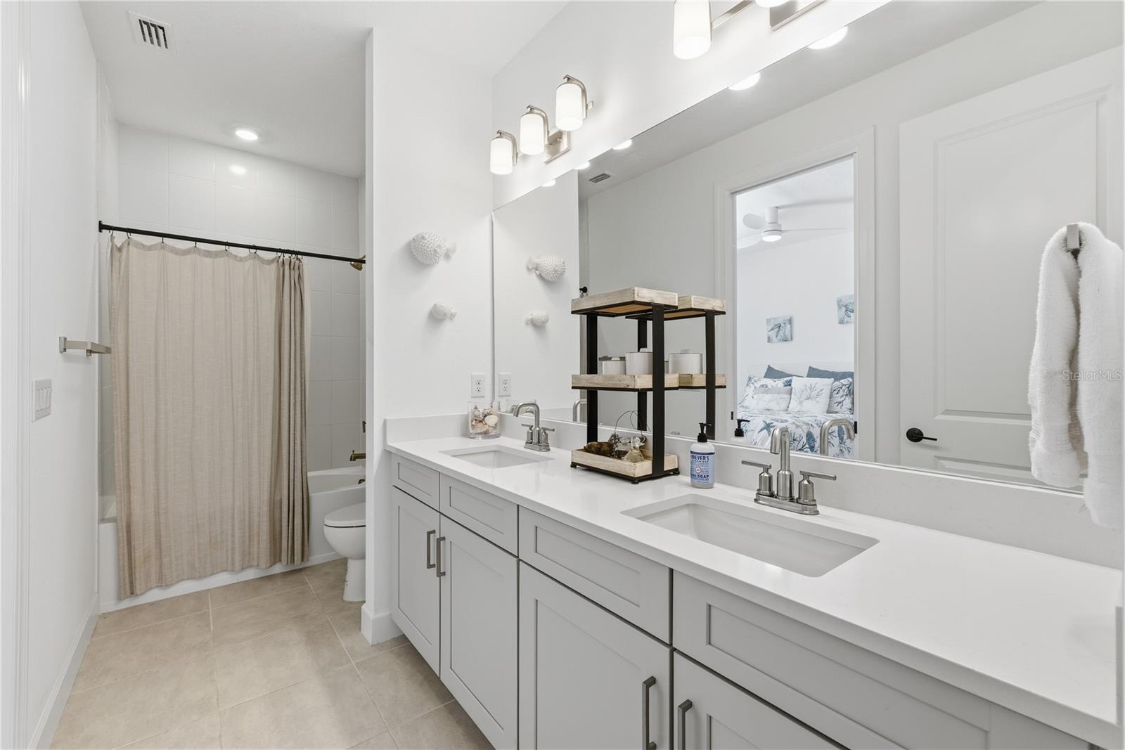 Image 56 of 100 For 3121 Tramonto Court