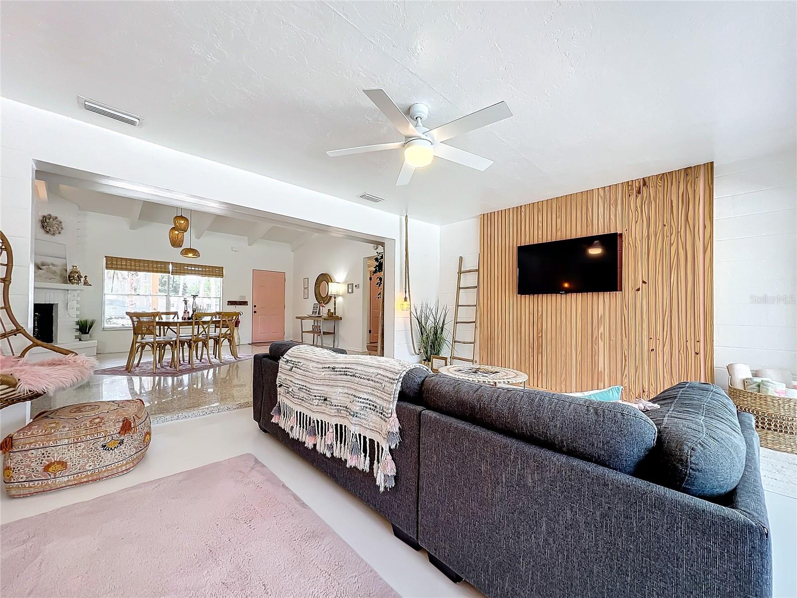 Image 12 of 39 For 3228 Webber Street