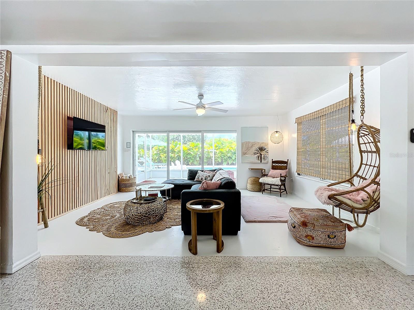 Image 9 of 39 For 3228 Webber Street