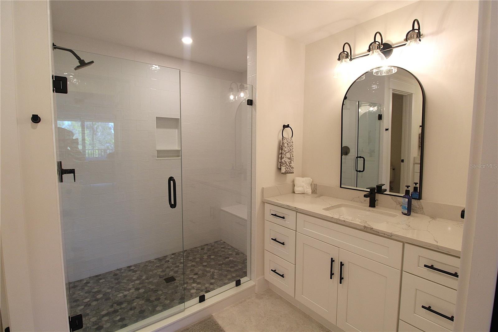 Image 12 of 35 For 280 Hidden Bay Drive 202