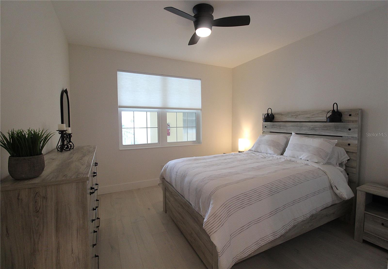 Image 14 of 35 For 280 Hidden Bay Drive 202