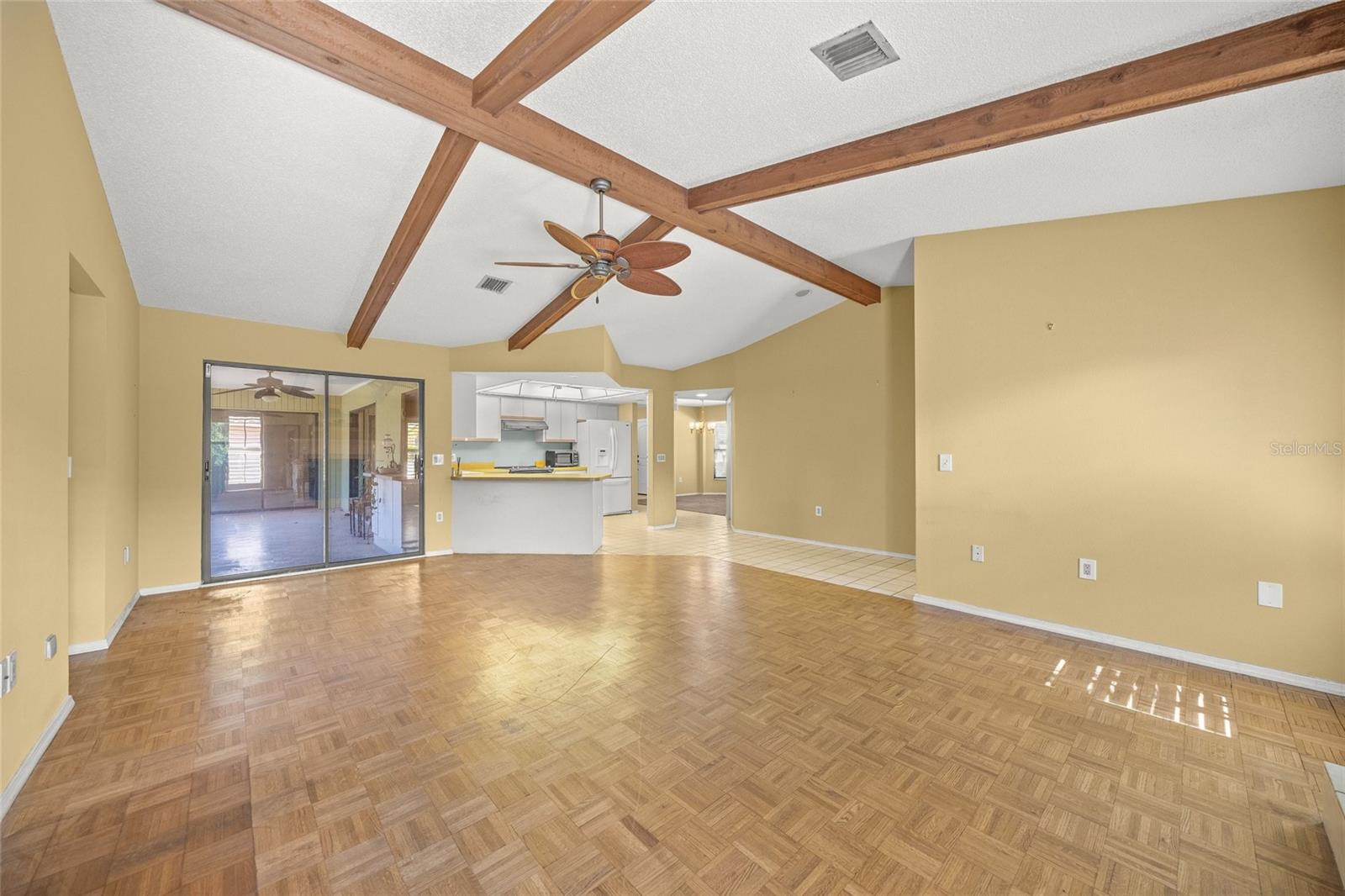 Image 14 of 27 For 352 Ardenwood Drive