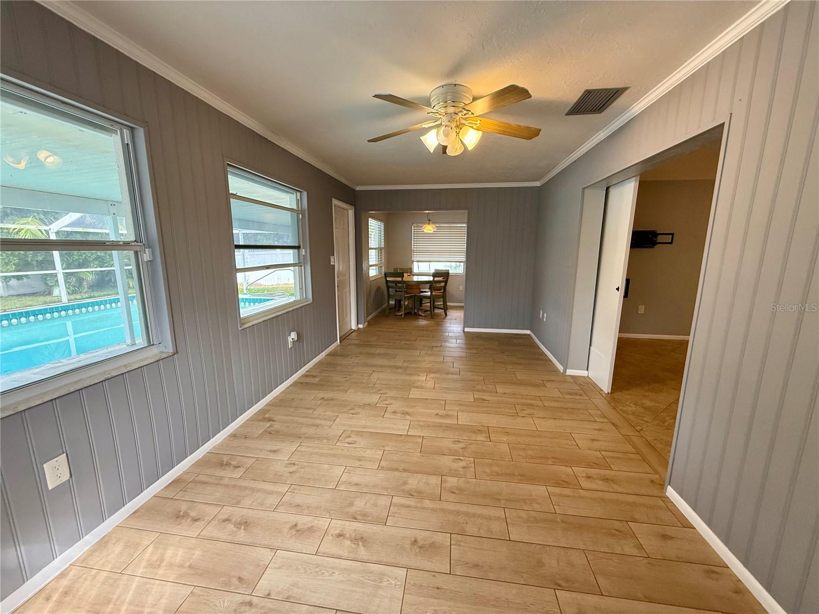 Image 9 of 21 For 2328 Cass Street