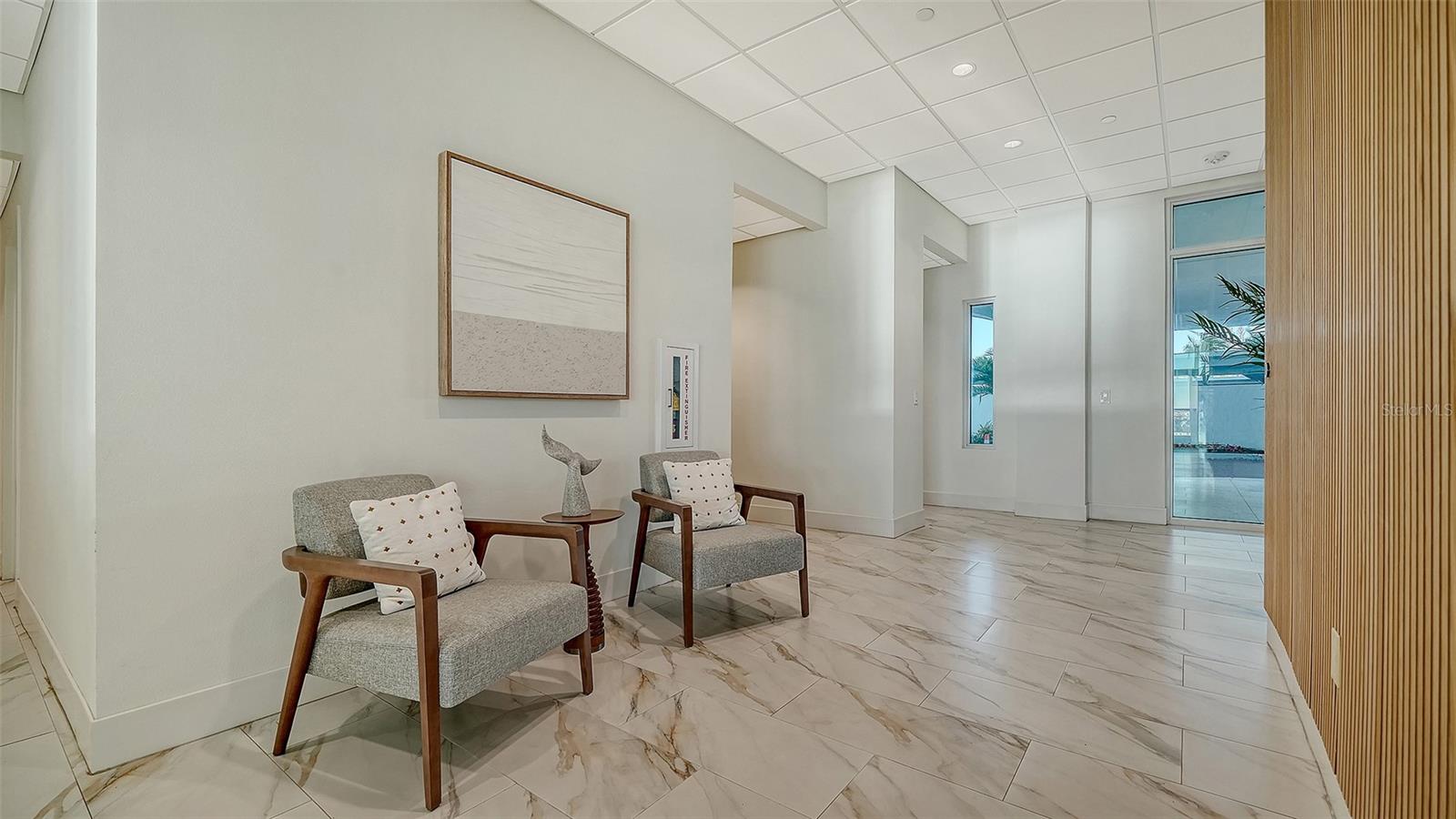 Image 33 of 63 For 1750 Benjamin Franklin Drive Ph-f