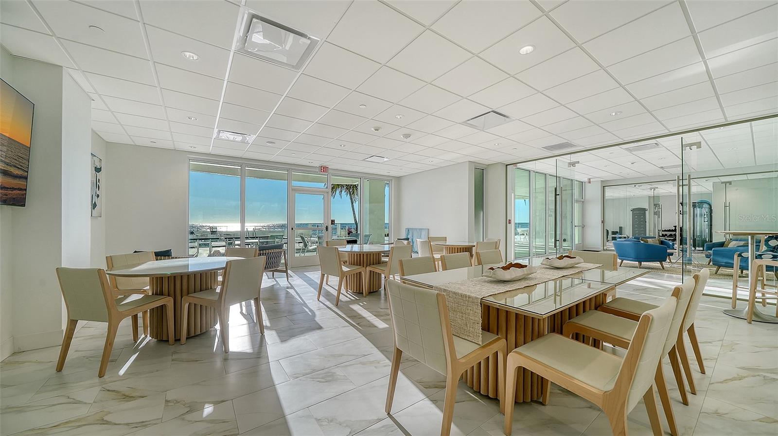 Image 35 of 63 For 1750 Benjamin Franklin Drive Ph-f