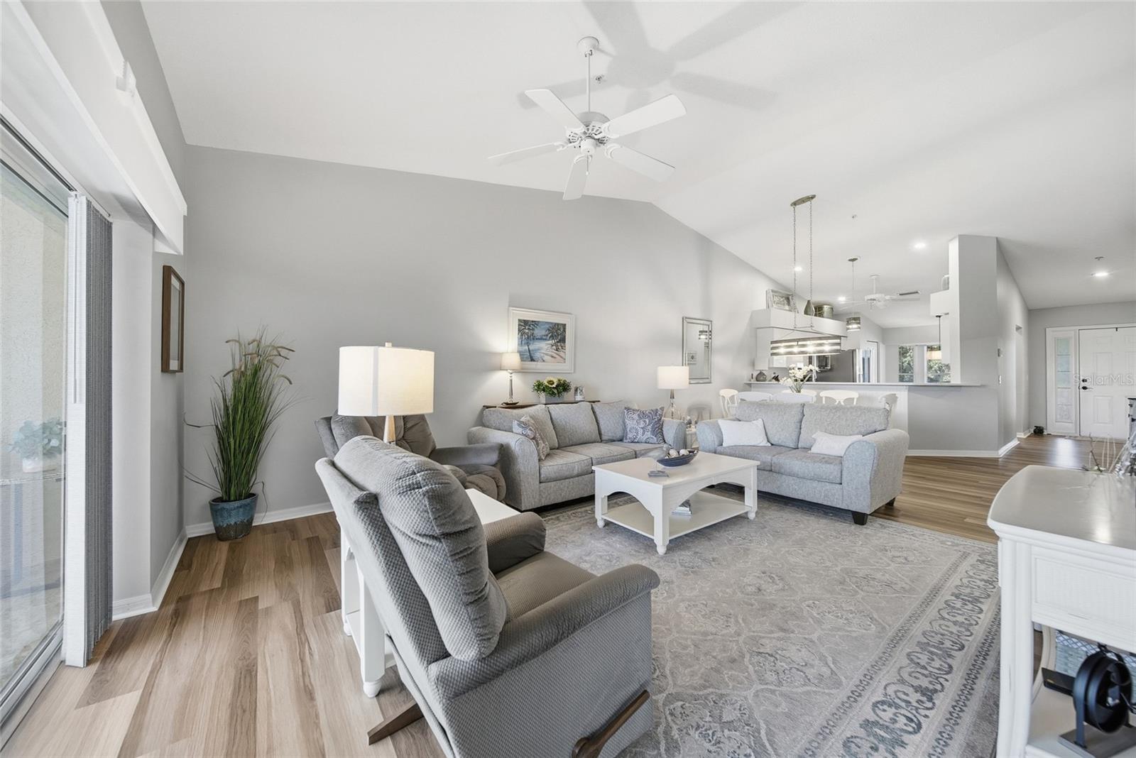 Image 5 of 40 For 5231 Mahogany Run Avenue 321