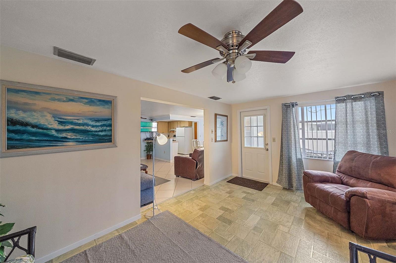 Image 11 of 32 For 2930 Floyd Street