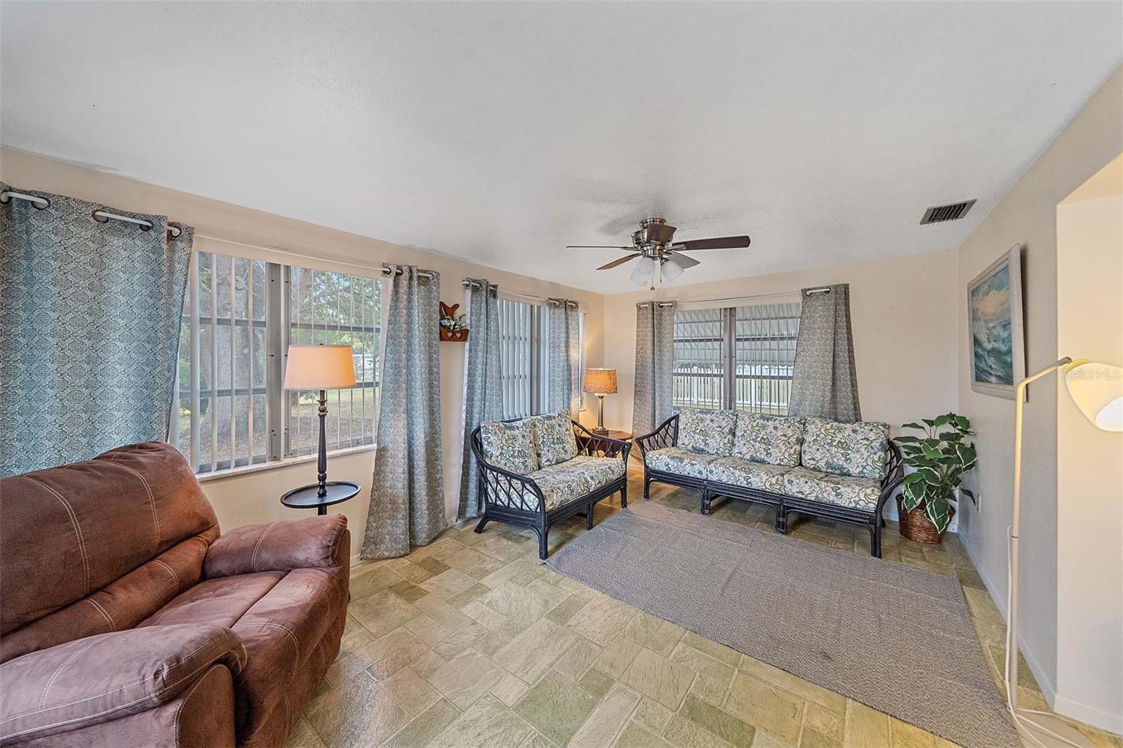 Image 13 of 32 For 2930 Floyd Street