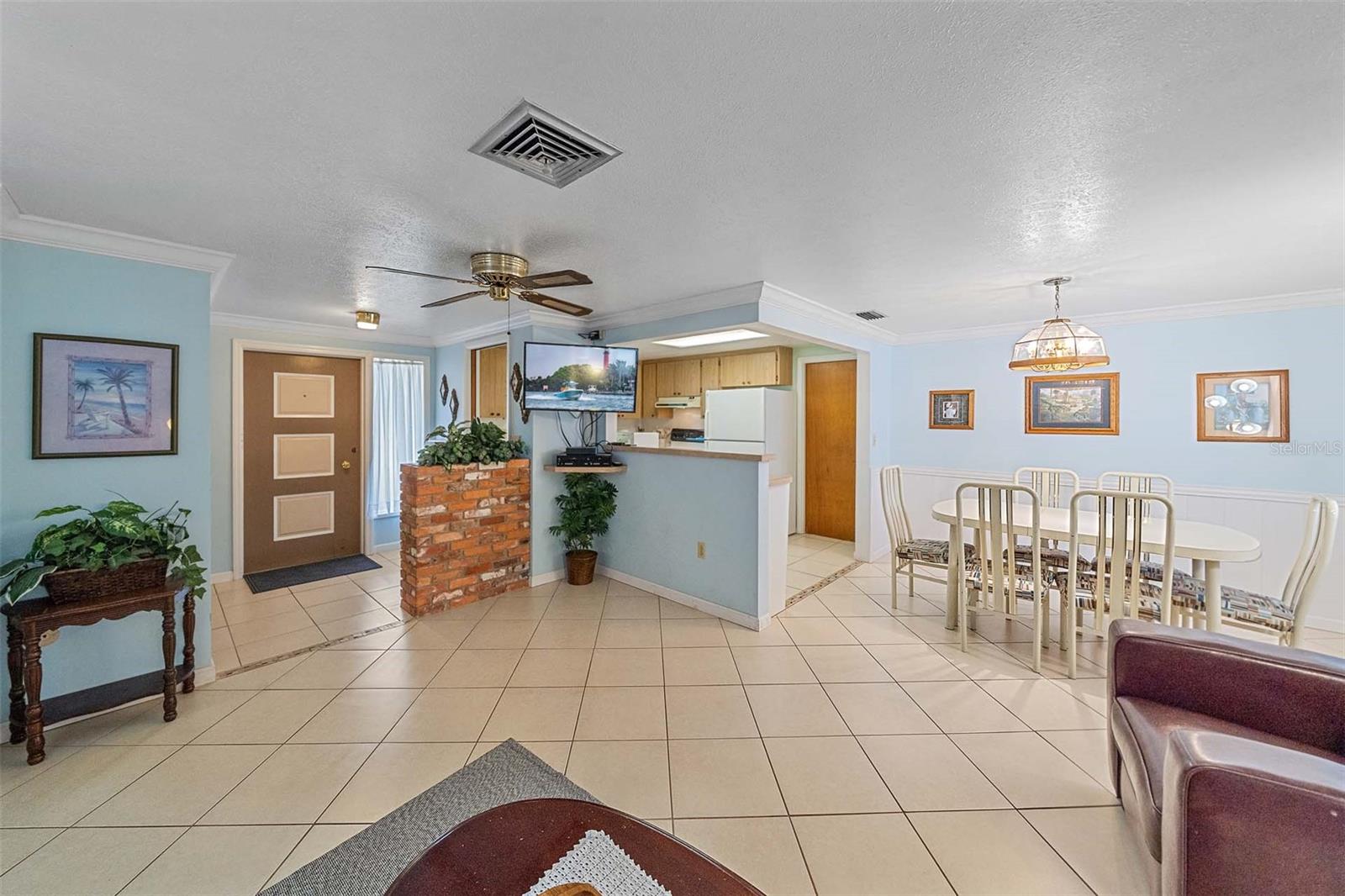 Image 23 of 32 For 2930 Floyd Street