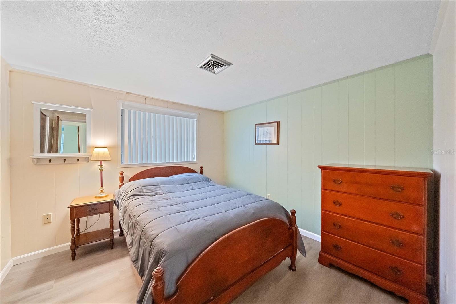 Image 25 of 32 For 2930 Floyd Street