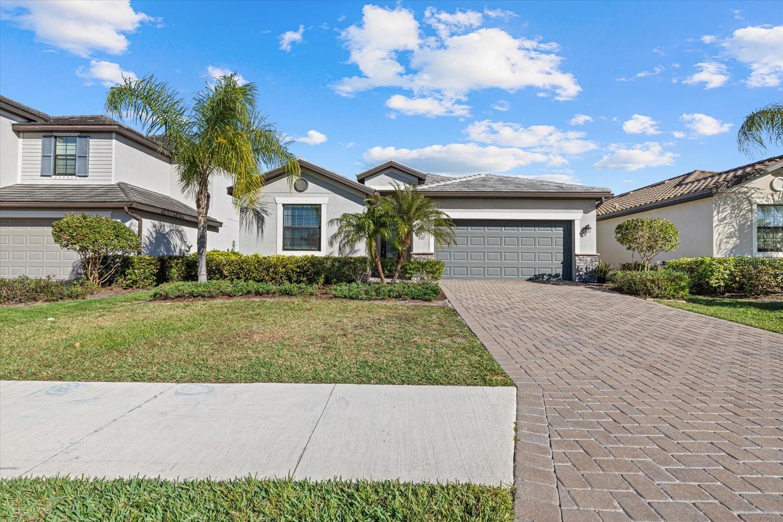 Image 38 of 43 For 707 Fire Bush Court