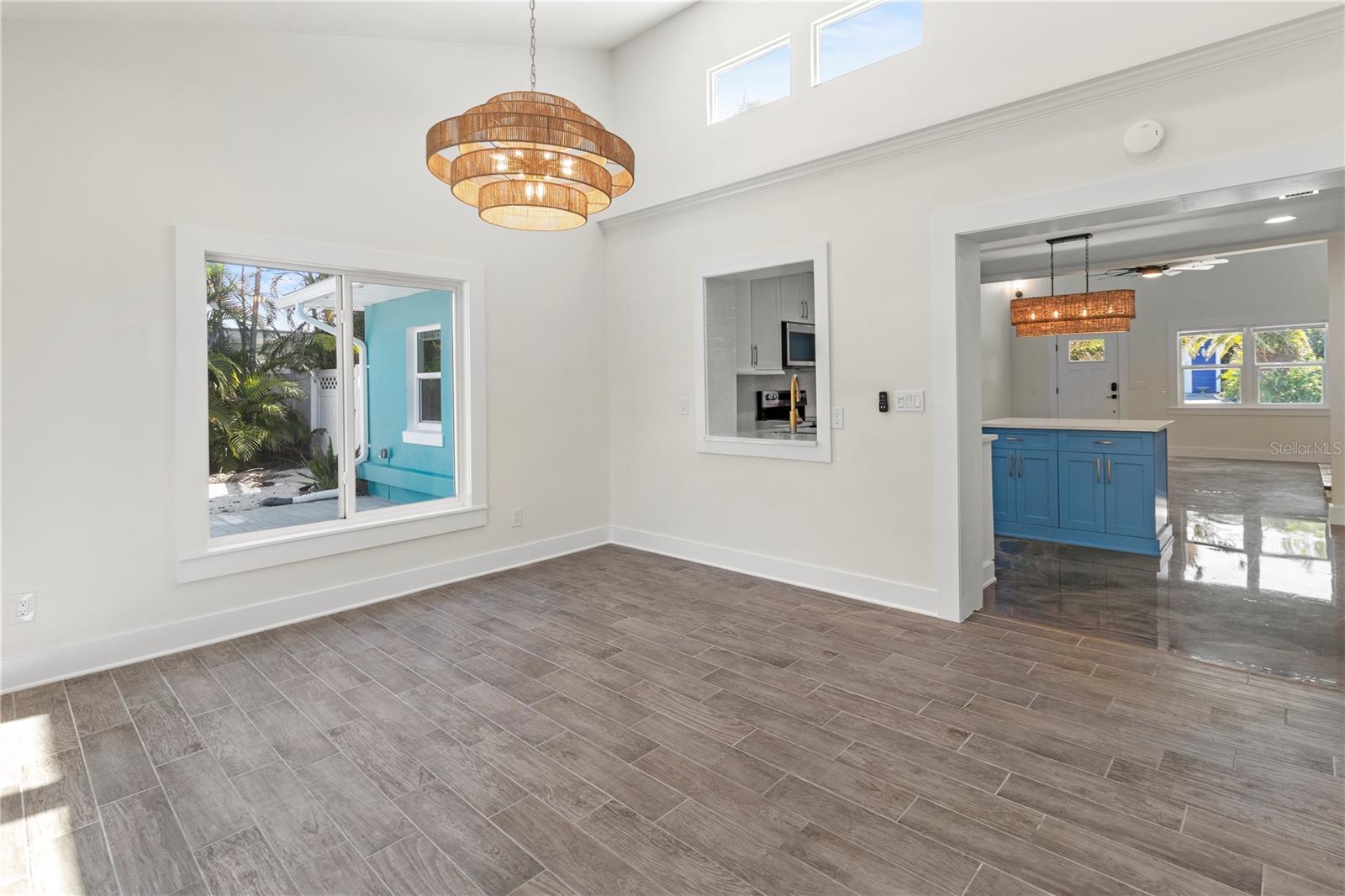 Image 15 of 43 For 518 56th Street