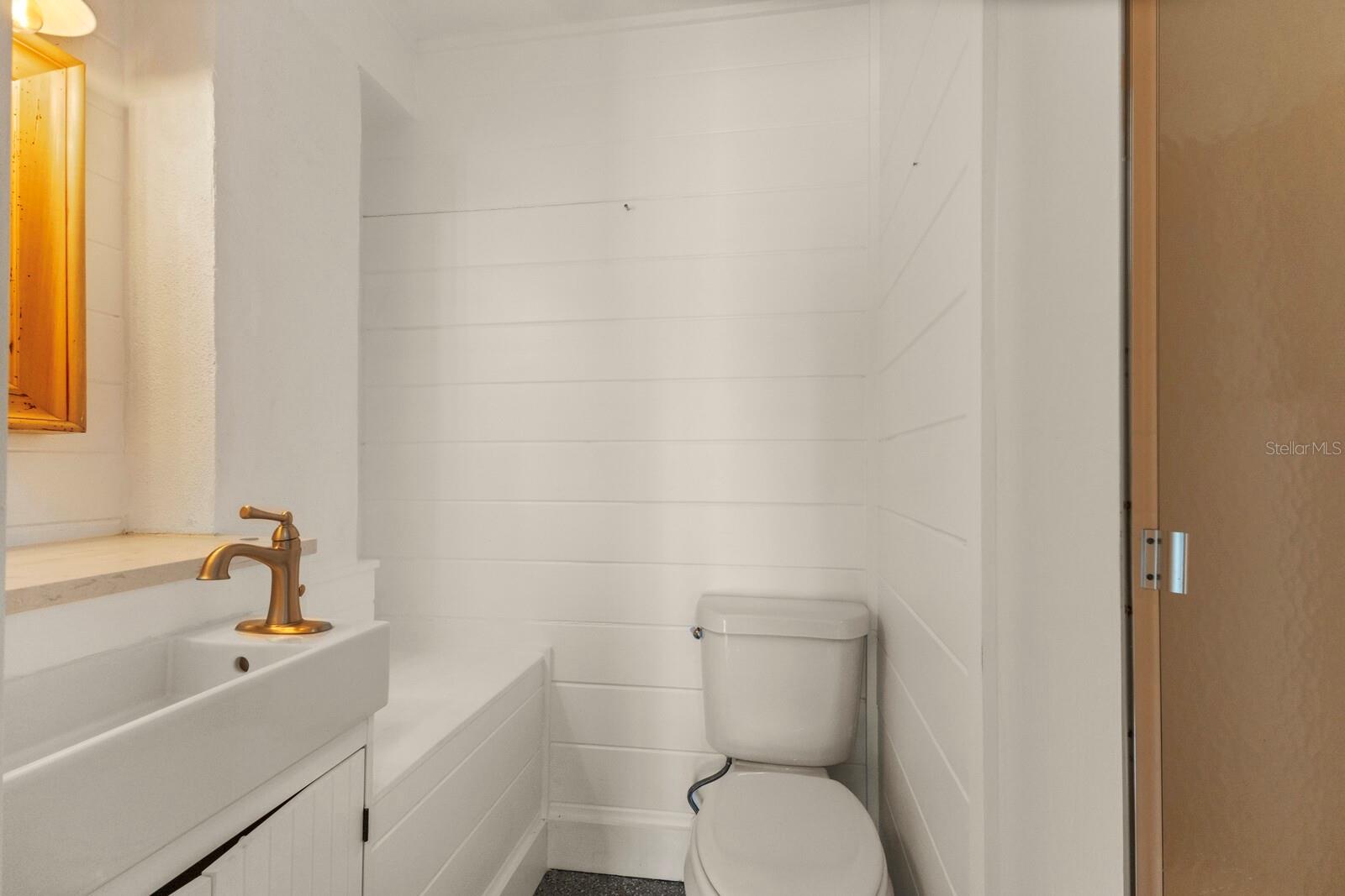 Image 45 of 65 For 807 Bay Boulevard