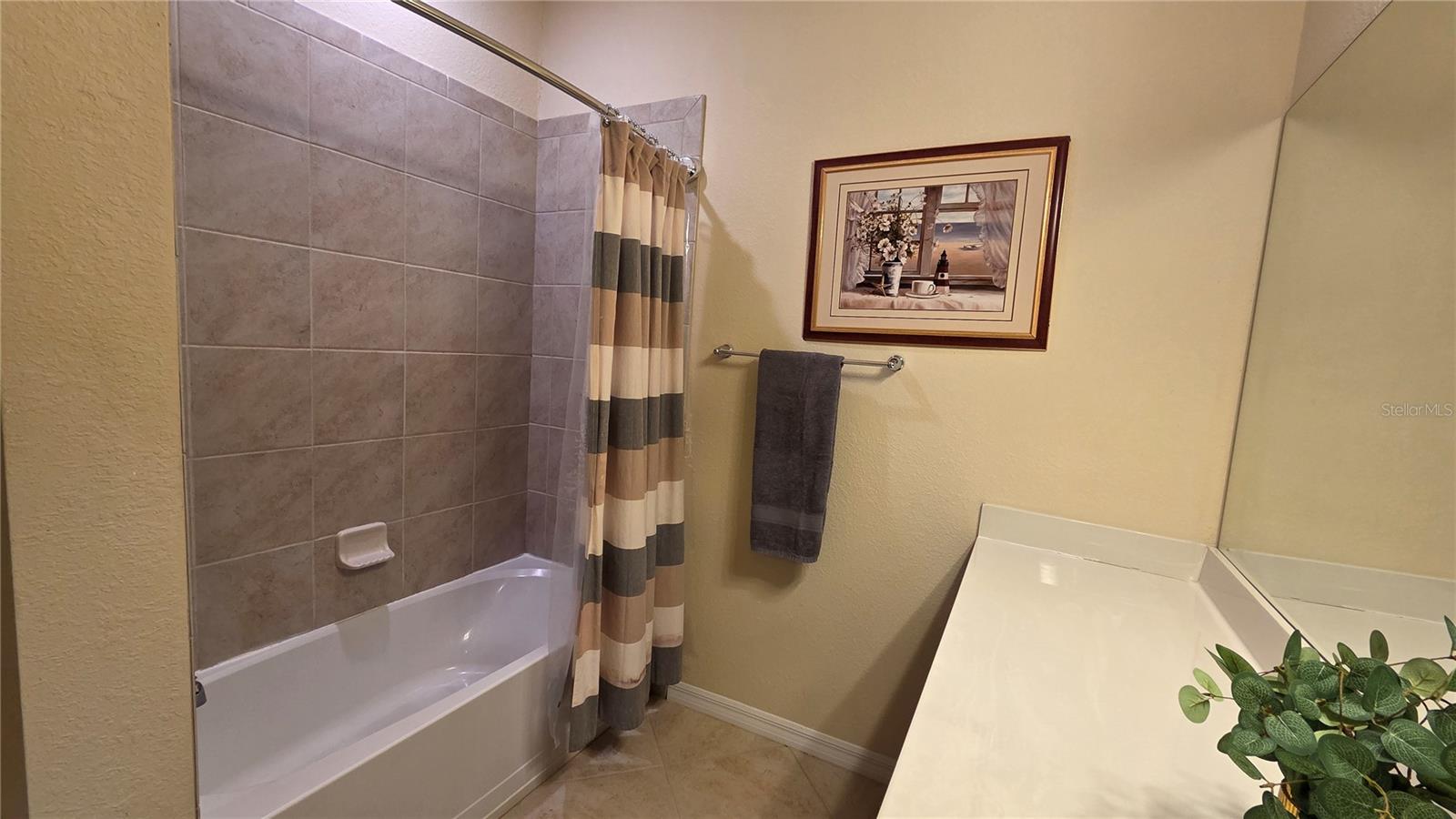 Image 18 of 34 For 20178 Lagente Circle