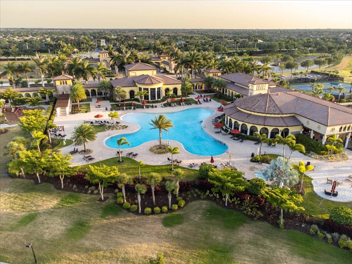 Image 22 of 34 For 20178 Lagente Circle