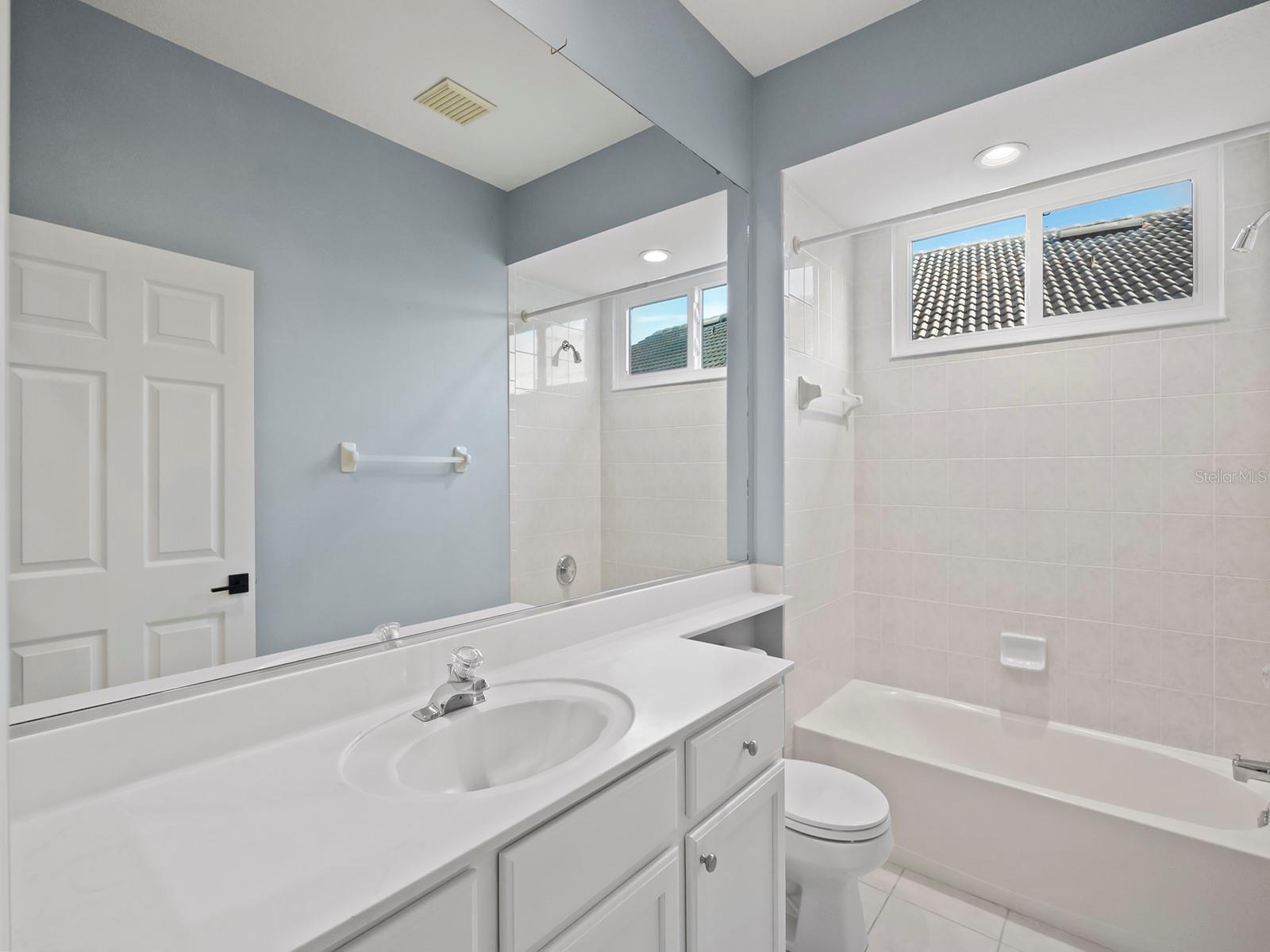 Image 25 of 45 For 6127 Aviary Court