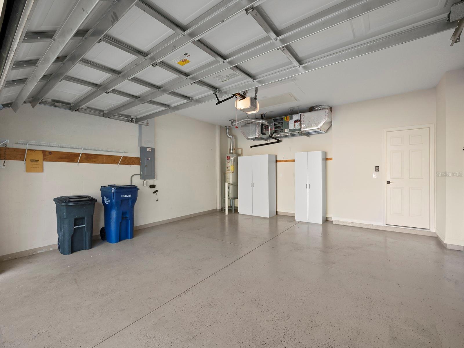 Image 33 of 45 For 6127 Aviary Court