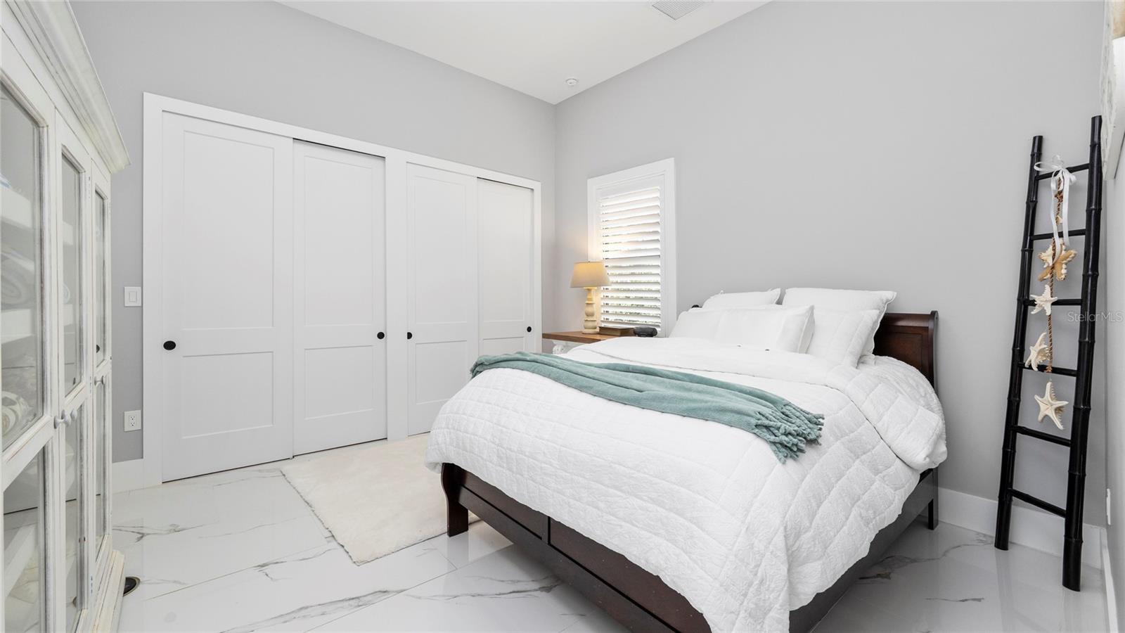 Image 22 of 42 For 1161 22nd Avenue Ne