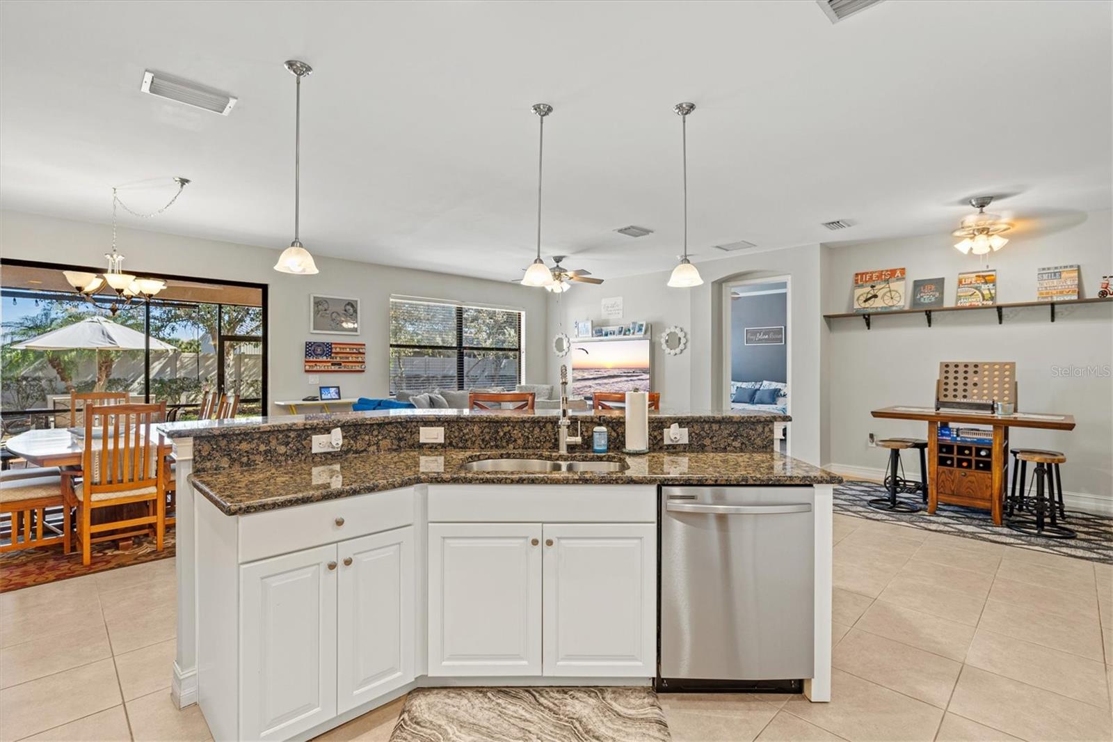 Image 11 of 66 For 1098 Bradberry Drive