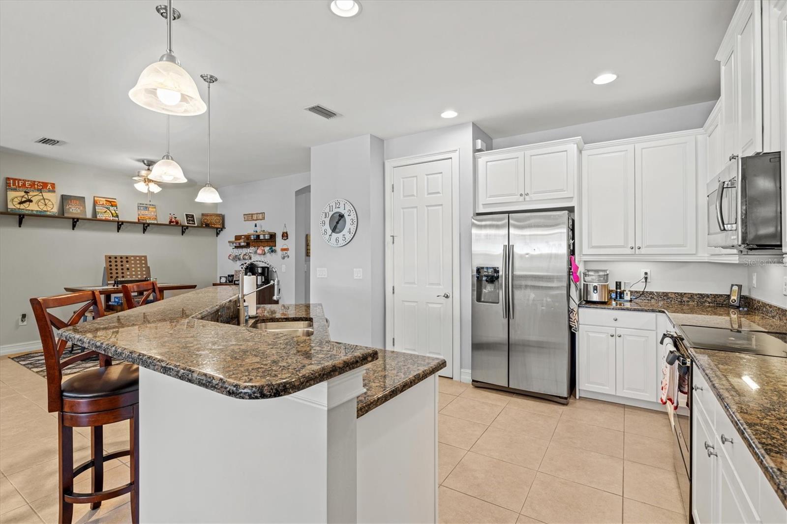 Image 12 of 66 For 1098 Bradberry Drive