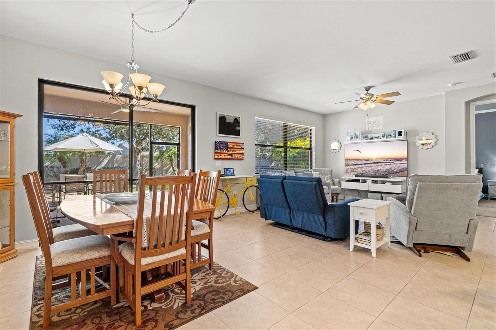 Image 14 of 66 For 1098 Bradberry Drive