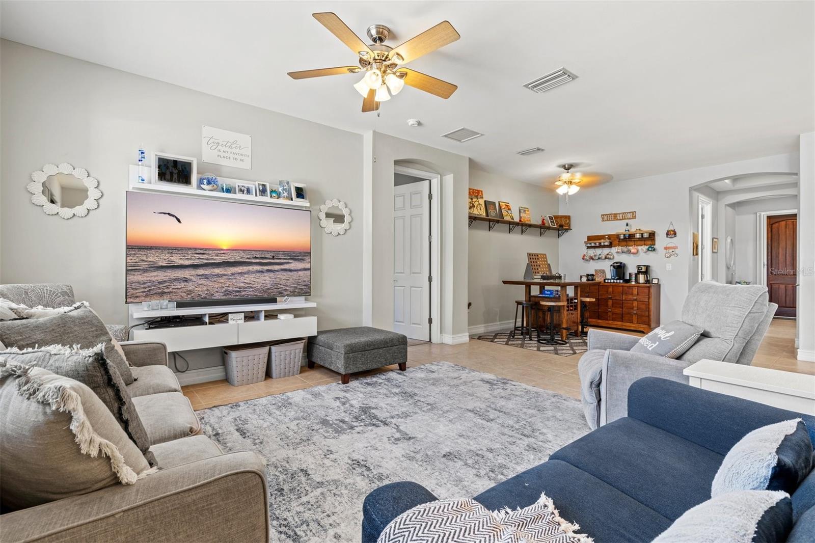 Image 15 of 66 For 1098 Bradberry Drive