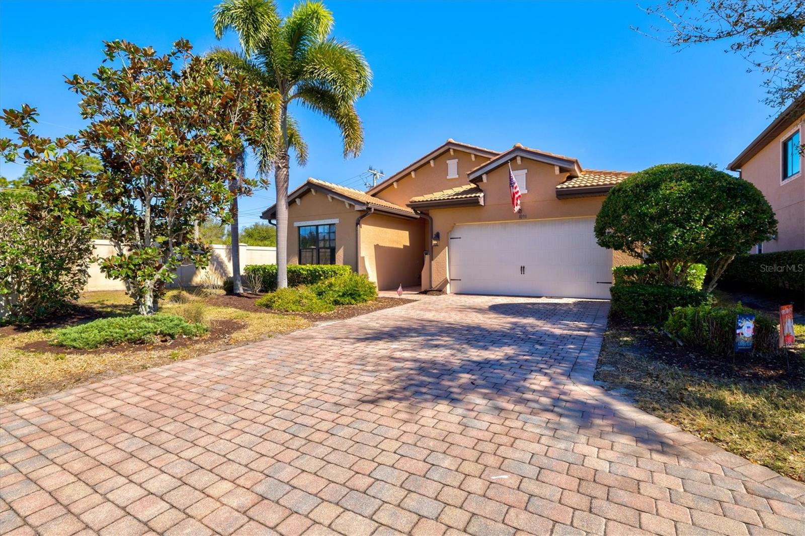 Image 3 of 66 For 1098 Bradberry Drive