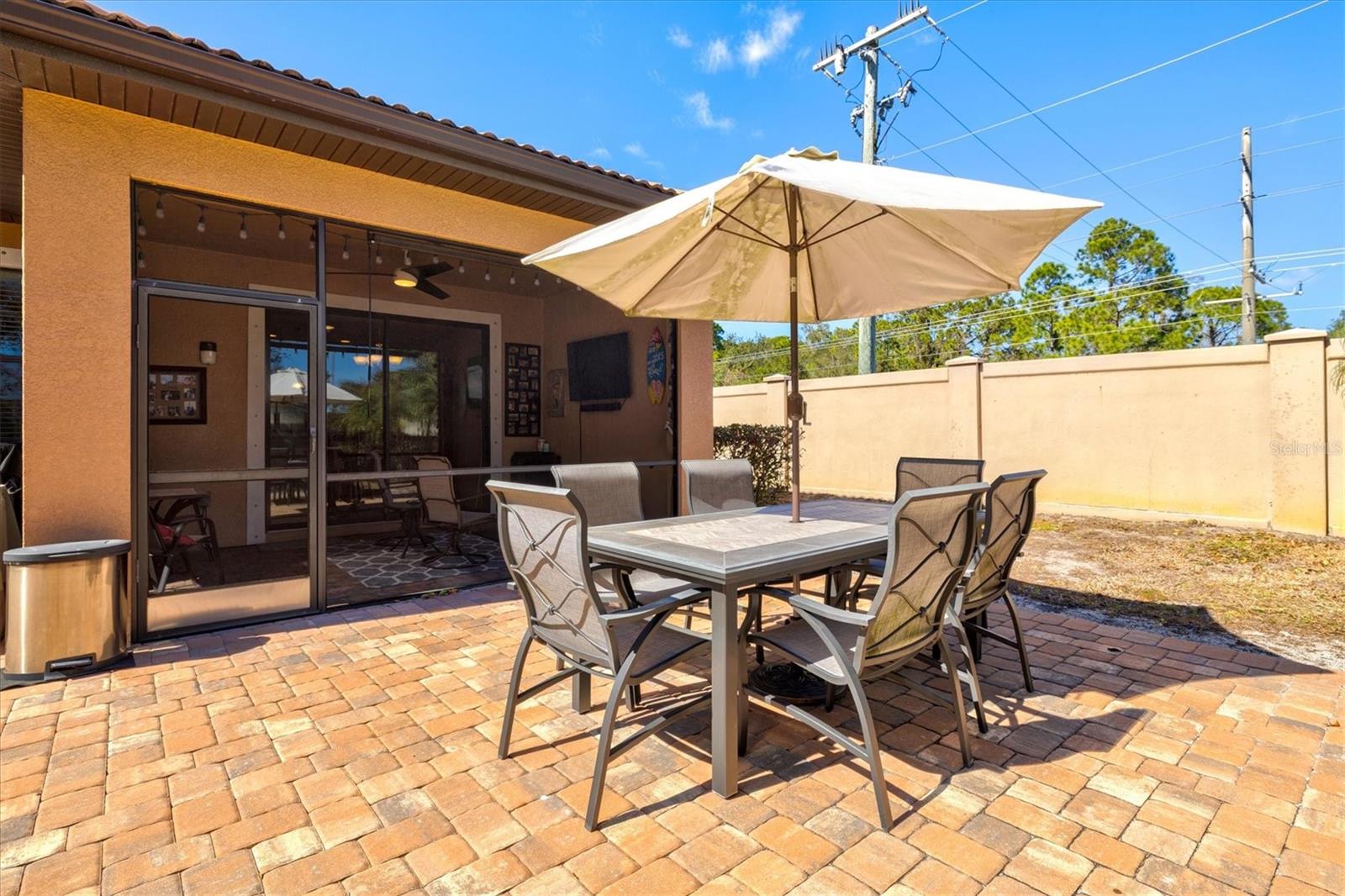 Image 38 of 66 For 1098 Bradberry Drive