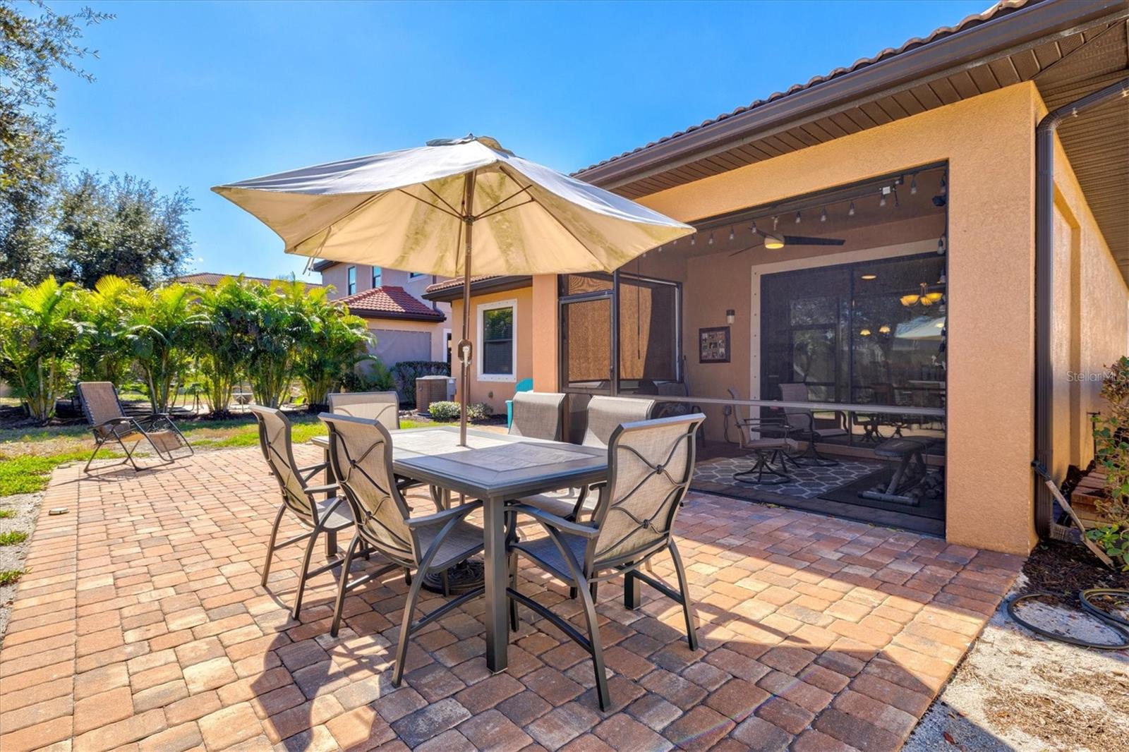 Image 39 of 66 For 1098 Bradberry Drive