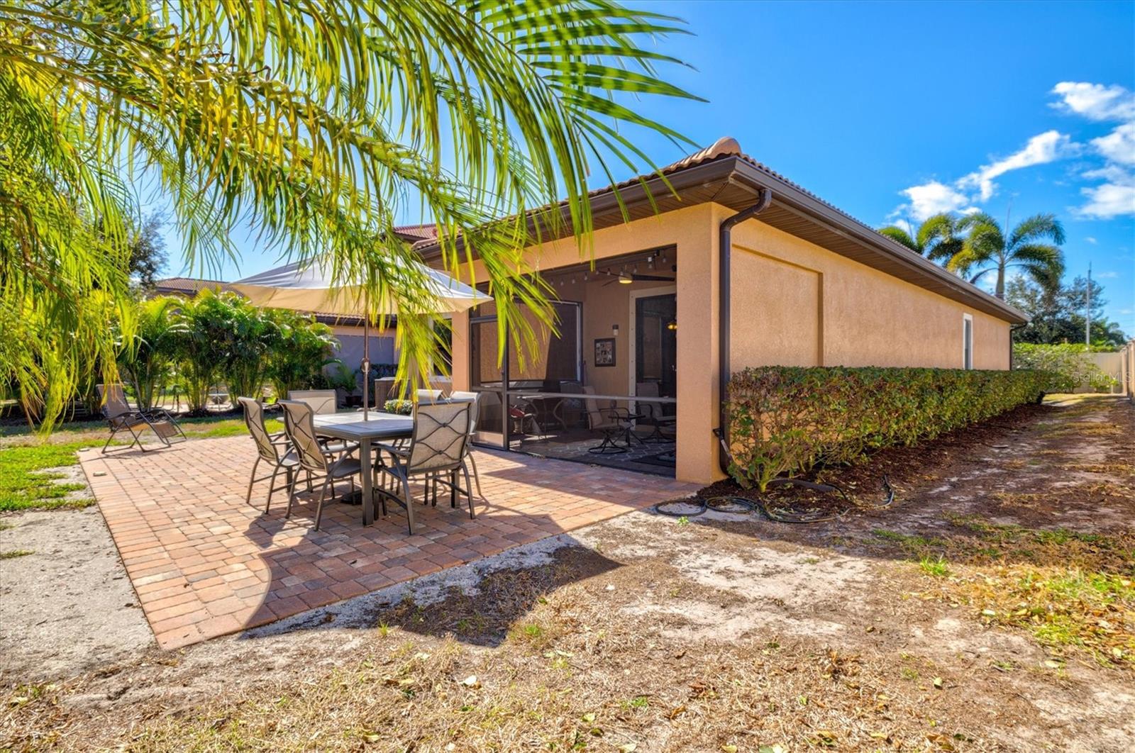 Image 41 of 66 For 1098 Bradberry Drive