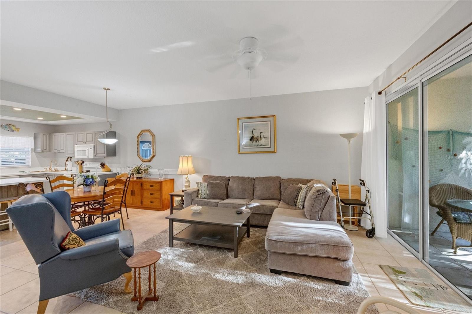 Image 4 of 24 For 4210 Breezeway Boulevard 415