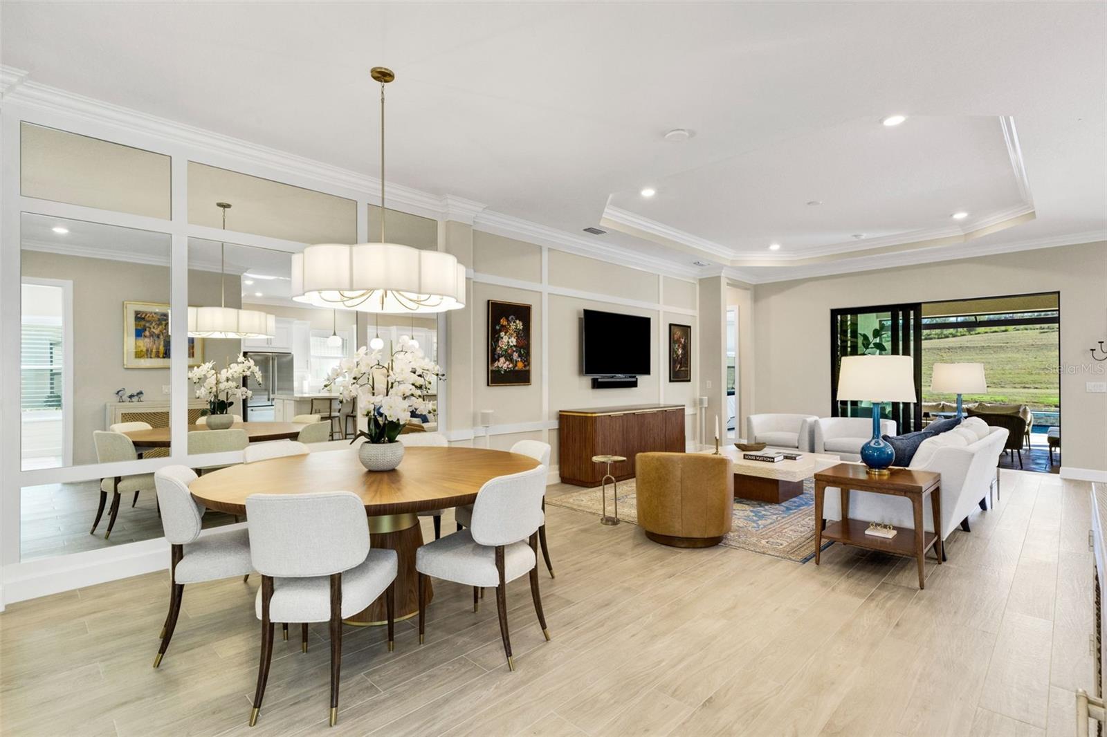 Image 13 of 96 For 6186 Grandview Hill Court